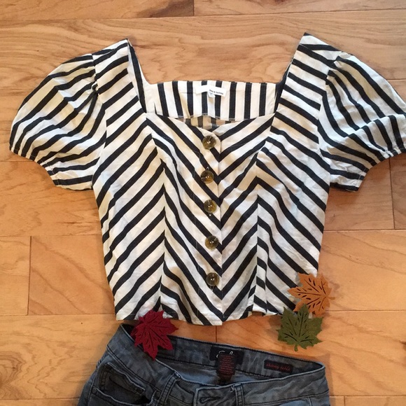 june & hudson Tops - CROPPED BLOUSE: june & hudson